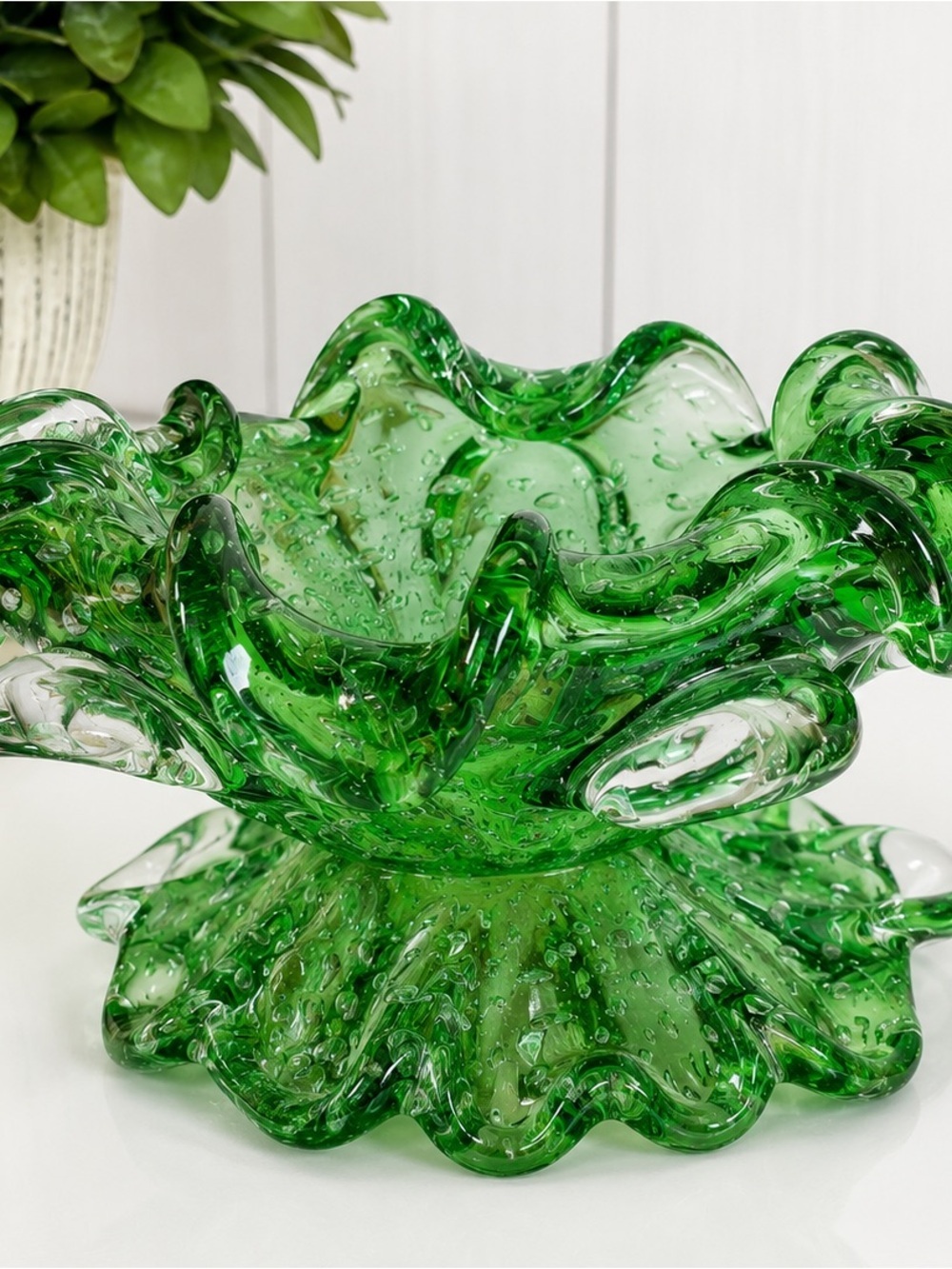 Vintage Hand-Blown Emerald Green Art Glass Bowl Ruffled Bullicante Pedestal